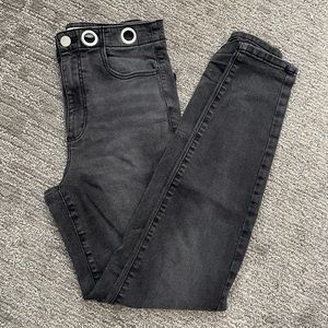 Black denim jeans with unique top